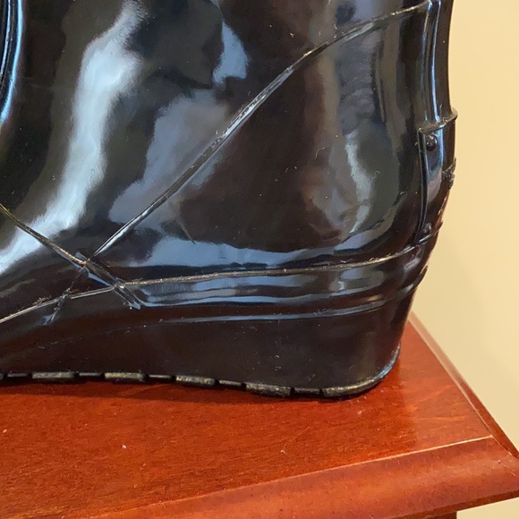 Michael Kors Wedge Rain Boot Size 7 - Picture 9 of 9